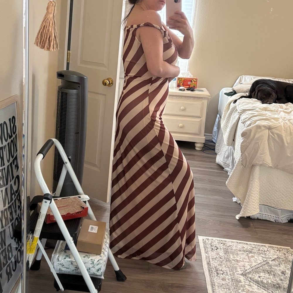 Elegant One-Shoulder Cream & Brown Striped Dress - Picture 3 of 7